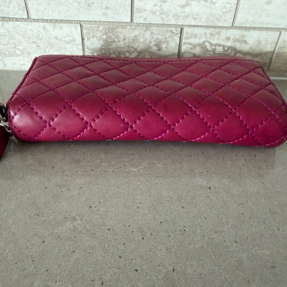 Coach Quilted Zip-Around Wallet - Pink - Picture 3 of 10